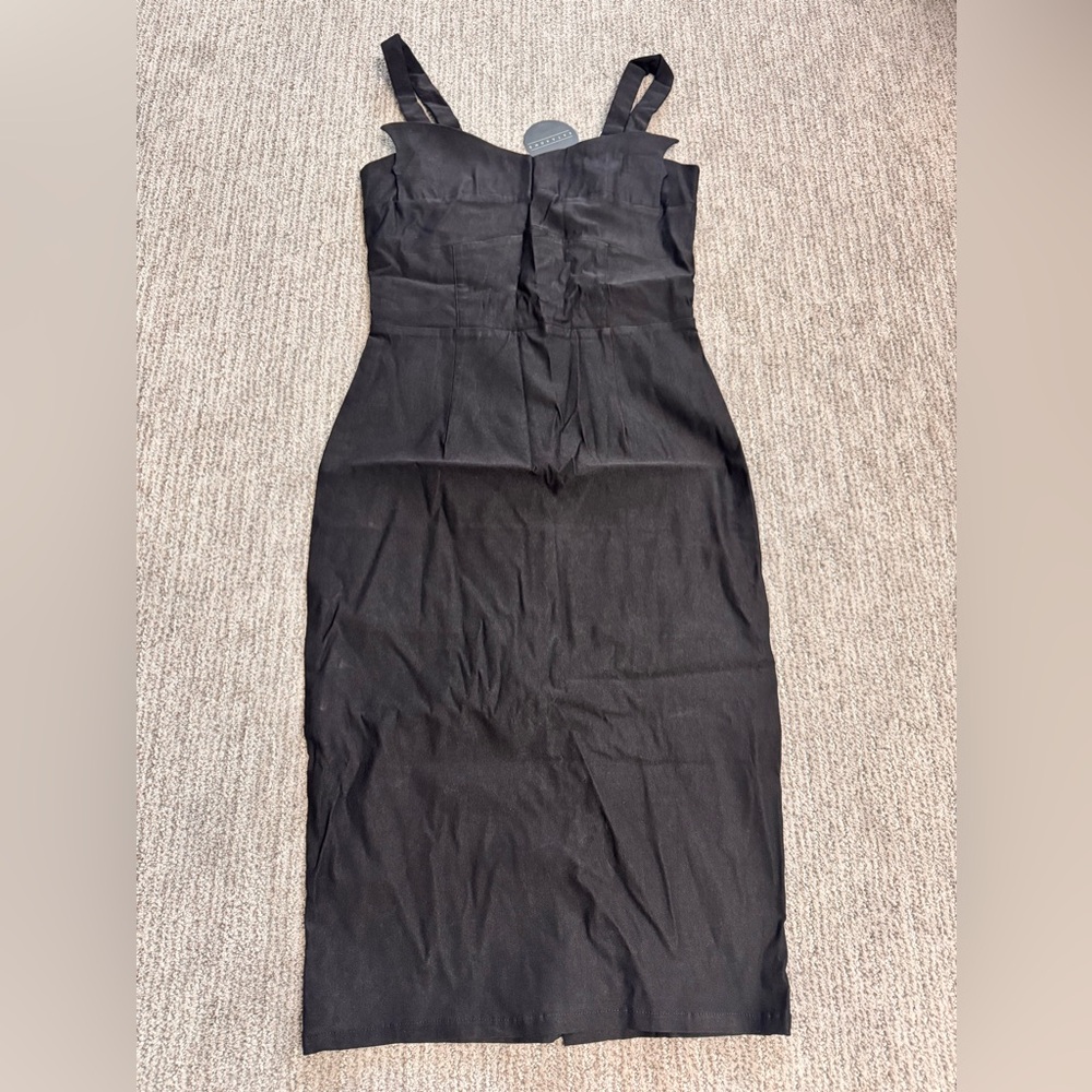 NWT Bat wing detail Black Midi Dress with Straps